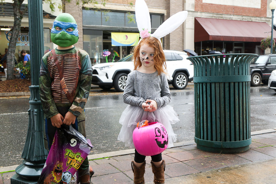 Halloween Trick or Treat Downtown Morganton 2019-9445.JPG